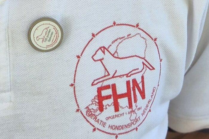 100-punten-pin FHN Speuren voor Harrie en Jara